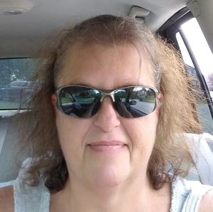 Meet your Posher, Tonya